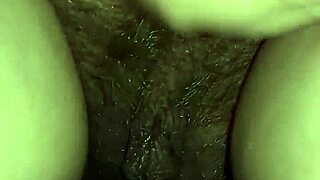 Gretala scrapes it on the toilet, homemade amateur fun