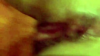 Uită-te cum cholita mexicană din Monterrey ia ejaculare 😈