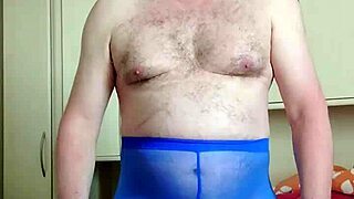 feeling so good in blue leggings at the spa