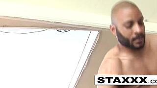 vanessa slides down black pole 🔥