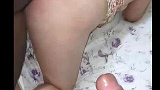 vai humilhar esse corno chifrudo, mulher casada tratando marido assim