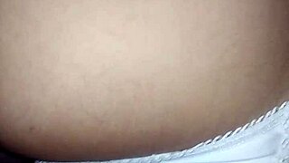 Morenoven plays in ecuador with skinny girl