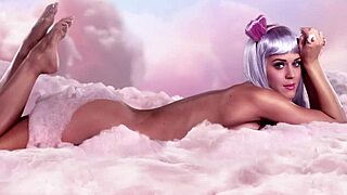 Katy Perry Naked Showing Off Bare Feet in Exclusive Clip