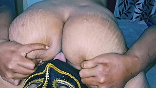 Moaning Indian Housewife Gets Her Hairy Pussy Licked Juicily