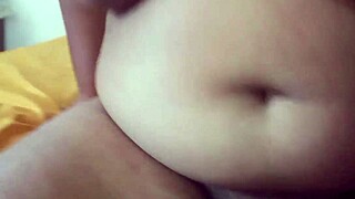 I love stretching my big ass with anal plug