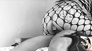 Paty Angel Uber Driver Got Free Latina Pussy After Ride