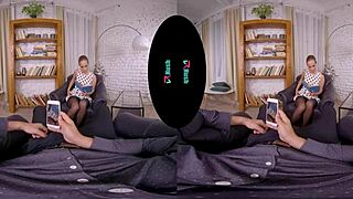 Vrhush Kinuski films something special for her man