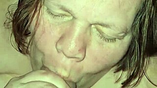 Pregnant MILF with big tits gets blowjob