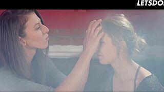 18yr Old Lesbian Experiences First Squirting Climax with Girl Knows