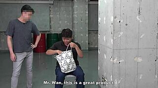 Bad guys get captured by undercover agent