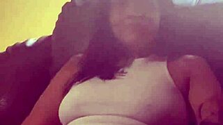 Colombian and European amateurs engage in anal assfucking worldwide.