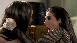 Eliza Ibarra Licks Joanna Angel's Pussy