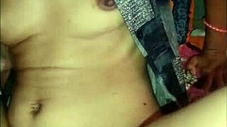 omg this big ass indian housewife is so horny for doggy style fucking 😈🔥