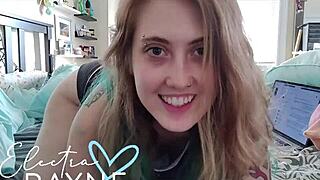 In this teaser, I make the toy disappear deep in my ass with double penetration.