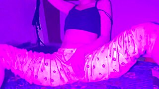 Lonely housewife's sexy best friend feeling horny for creampie