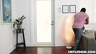 lucky bully slams Havana Bleu's milf pussy