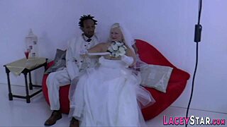 granny bride rides that cock like a pro 😍