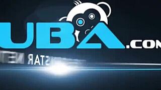 Καυτή κοκκινομάλλα μαλακίζεται καλοκαιριάτικα!