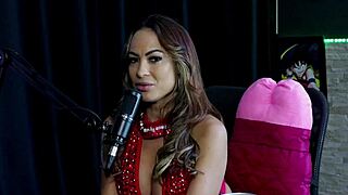 Adora dar o cu, fica tão alegre quando bebe, deu dicas pra sexo anal, já fez gang bang com 15, woww - Belinha Baracho on Sheer Red