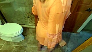 hey, pregnant stepmom gets lotion rub on her naked body from stepson