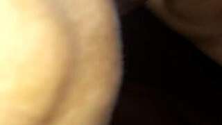 mulher casada infiel pega chupando sozinha em casa