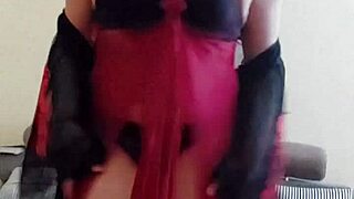 Arab Shemale Dances Seductively, Want to See More?!