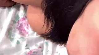 Abang pancut dalam pantat ketat dia untuk elak kehamilan cepat! 😅