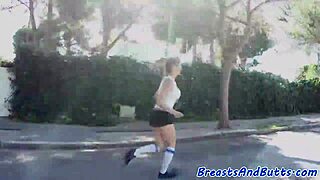 Milf Peitões Pegada e Fodida de Missionário