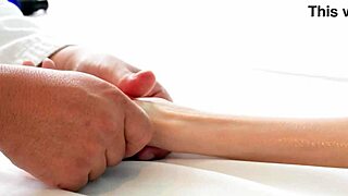 japanese women's aroma massage session.