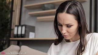 Horny Lilu Moon Deep Sucks Courier's Big Cock Hard Fucks And Cum Swallow