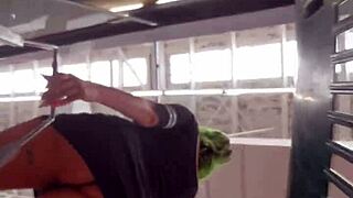 i saw that culona in the supermarket, so hot