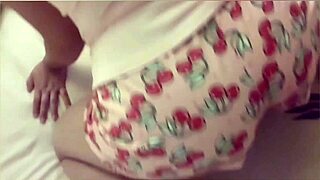 Cachondisima Jovensita Shows Off Her Rico Culito In Part 1 Of 2!