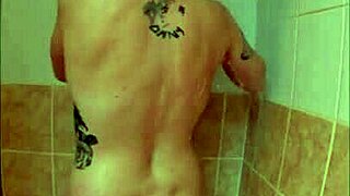 wanna see the housewife squirt in the shower?