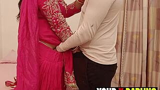 Kış sert seansı Hintli üvey anneyle ayakta yoğun sik aksiyonu