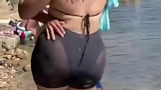 This Prostitute Has a Bunduda Gostosa