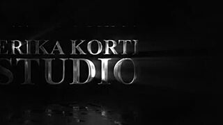 Skinny slut Pixie Pink feels intense first double anal