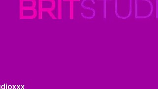 Alternative nurse bends over desk for a hot load