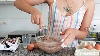 Ruvinha's birthday threesome with friends blends teen energy and suggestive kisses