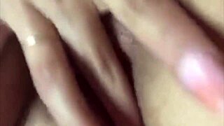 beautiful latina rica masturbates with dildo in solo mexican toy session 😍