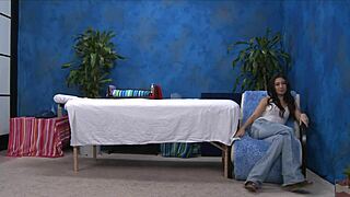 Relaxing nude massage session with sexy bare touch.