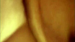 i'm chatting with this indonesian wife while her husband's out, things got steamy