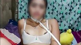 mujer latina masturbandose hasta chorrearse