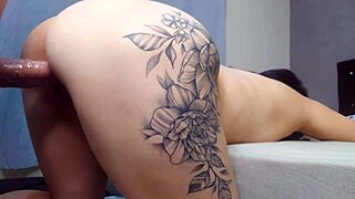 Esposa Traidor Fode O Amigo De Seu Marido Enquanto Ele Sai