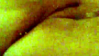 i'm watchin' mzslippery masturbatin' her shaved pussy in the mirror