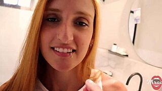 minha esposa saiu e eu coloquei a melhor amiga dela uma ruiva peituda para mamar até leitar na boca da vadia será que ela vai contar?