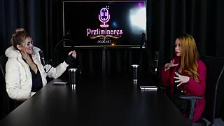 Divokí swingeri v spodnom prádle bangujú celú noc na pláži fetish.