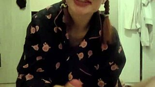 Red Head Roomate Just Took My Dick And Make A Blowjob I Just Cum In Her Mouth She Spit It On My Dick