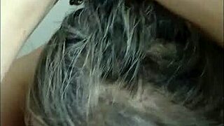 2025 02 04 esclave f dans les wc de lautoroute