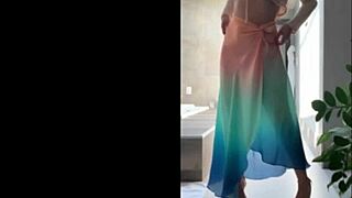 Yo, sensual vibes in that miniskirt got me hooked