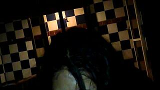 mujer sabe hacerlo en hotel con viejo